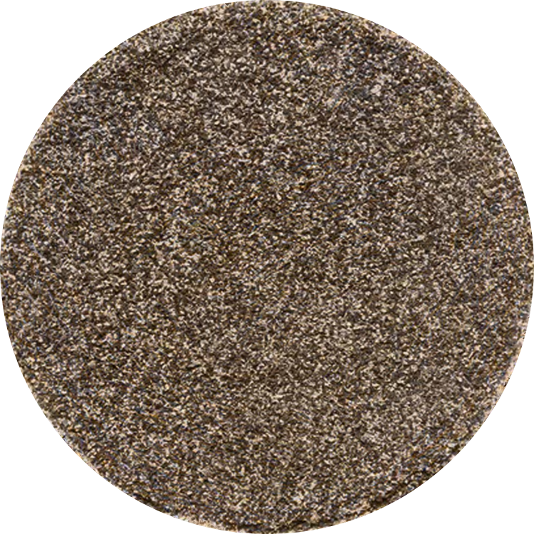 Aromatic organic Vinh Linh pepper powder by Viet Haus, freshly ground to preserve its natural essential oils